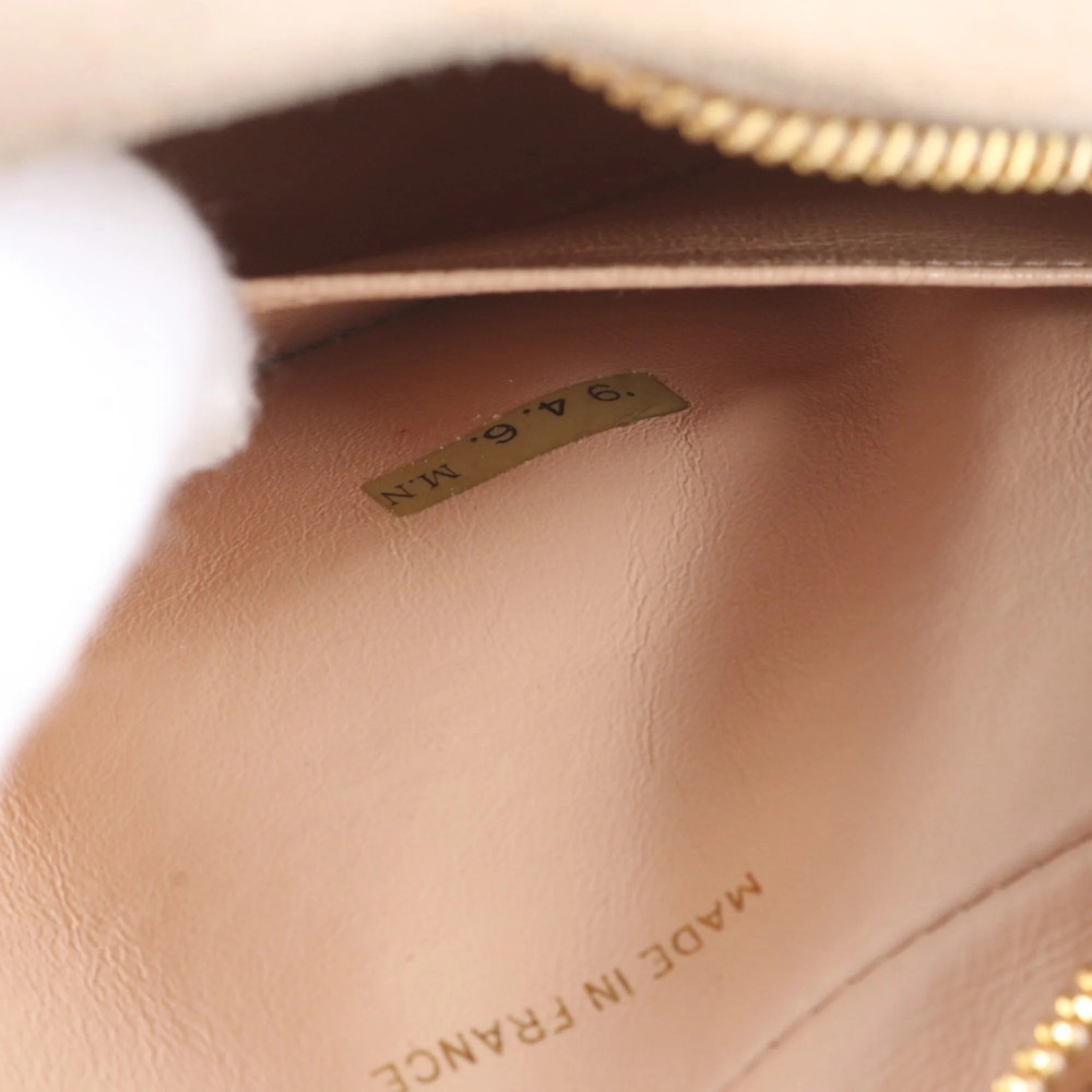 Chanel Matelassé Chain Shoulder Bag with Serial Number and Boutique Seal - Wo... - Picture 13 of 14